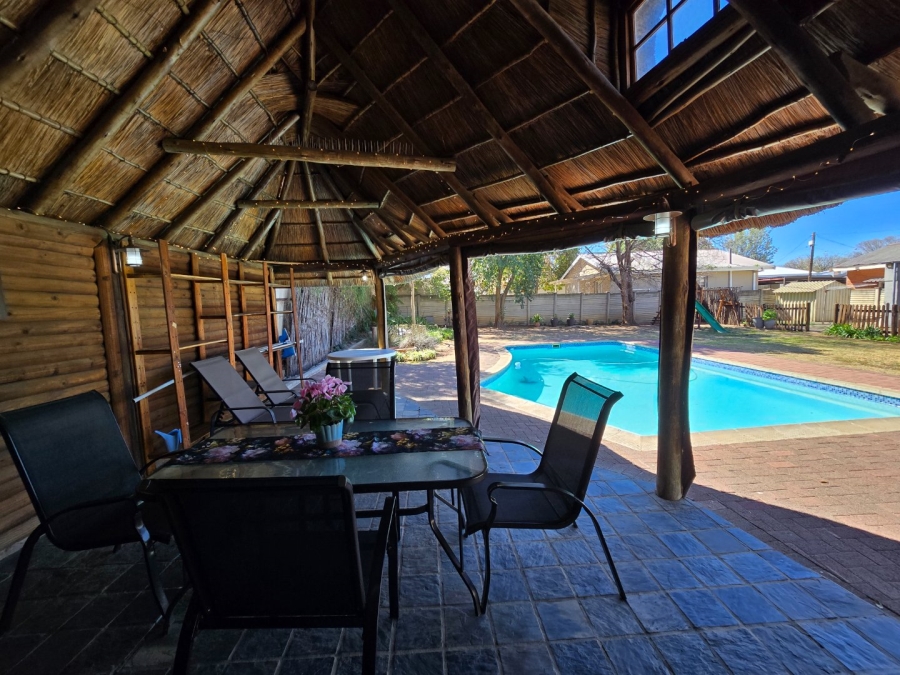 4 Bedroom Property for Sale in Dan Pienaar Free State